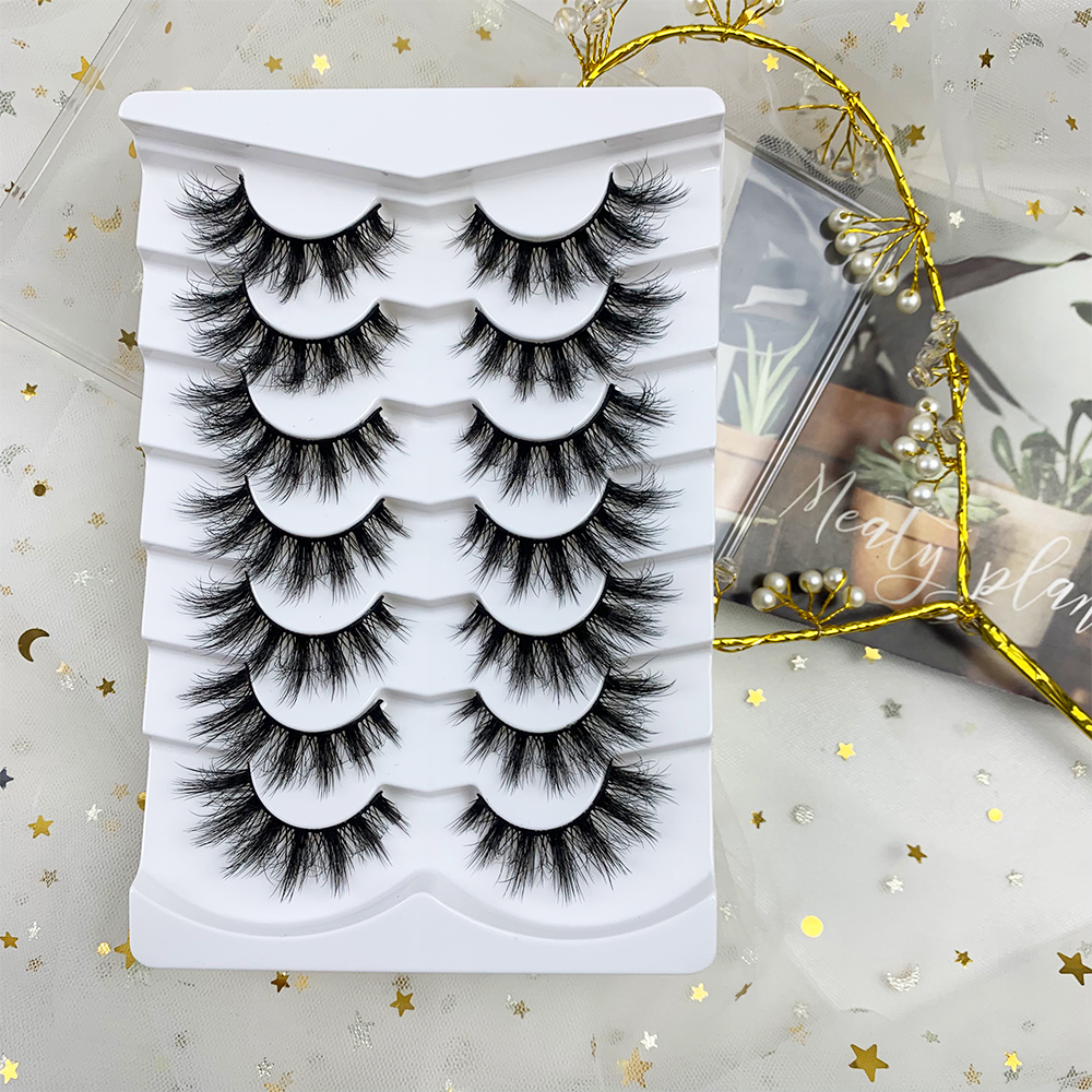 Hinarin Mink Fluffy Natural Long Eyelashes – Luxurious, Handmade, and Reusable (1).jpg